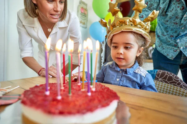Young Girl Radiates Pure Joy She Celebrates Her Special Day — Stock Photo, Image