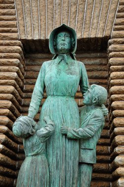 Voortrekker Kadın ve Çocuk Heykeli Güney Afrika, Pretoria 'daki Voortrekker Müzesi' nde