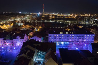 Klaipeda, Litvanya - 23 Şubat 2023 - Işık Festivali 'nde Klaipeda Caddesi' nin Aydınlanması