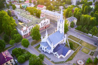 Grodno, Belarus - 11 Haziran 2019 - St. John Lutheran Kilisesi Kuş bakışı