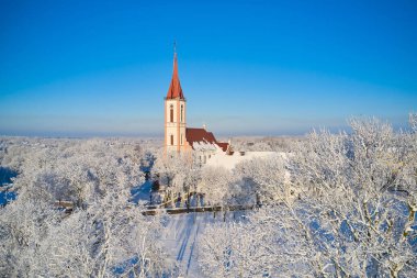 Kretinga, Litvanya - 10 Aralık 2022 - Güzel Şehir Katedrali
