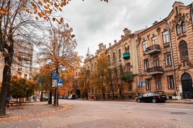 Vilnius, LITHUANIA - 10 Ekim 2022 - Bulutlu havada şehrin merkezi