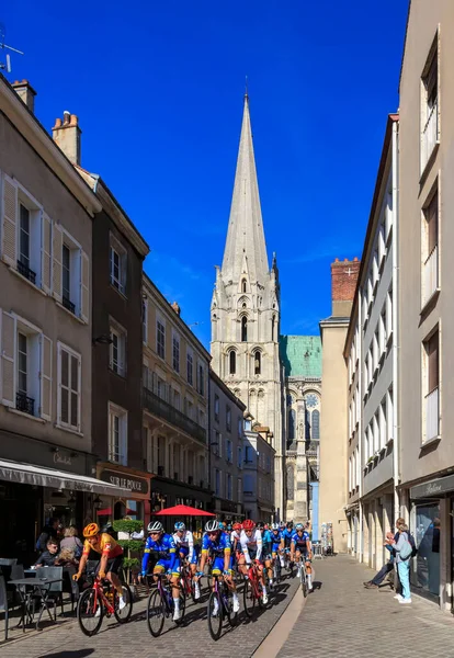Chartres Γαλλία Οκτωβρίου 2022 Peloton Βόλτες Ένα Μικρό Δρόμο Στο — Φωτογραφία Αρχείου