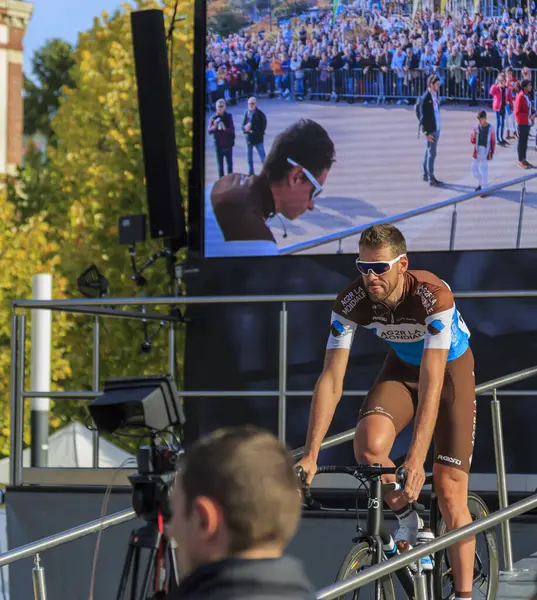 stock image Chartres, France - October 13, 2019: The Belgian cyclist Stijn Vandenbergh of Team AG2R La Mondiale rides down from the podium in Chartres, during the teams presentation before the autumn French cycling race Paris-Tours 2019
