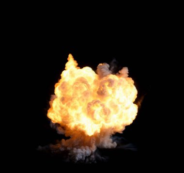 Parlak ve Yoğun bir zemin patlaması büyük parlayan bir ateş topu ve yoğun dumanı çevreleyen siyah bir arka plan