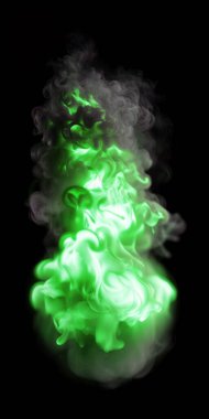 Yeşil alevlerle izole edilmiş uzun ateşin alçak açılı görüntüsü ve siyah arkaplanda yanan bir meşale gibi detaylı duman.