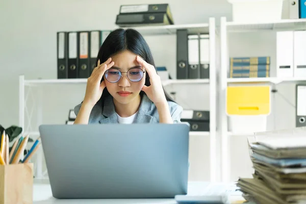 Stressed Overwork Businesswoman Office — Stock Photo, Image