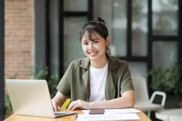 Smiling Asian Business Woman Online Working Laptop Home Office Young — Stock Photo, Image