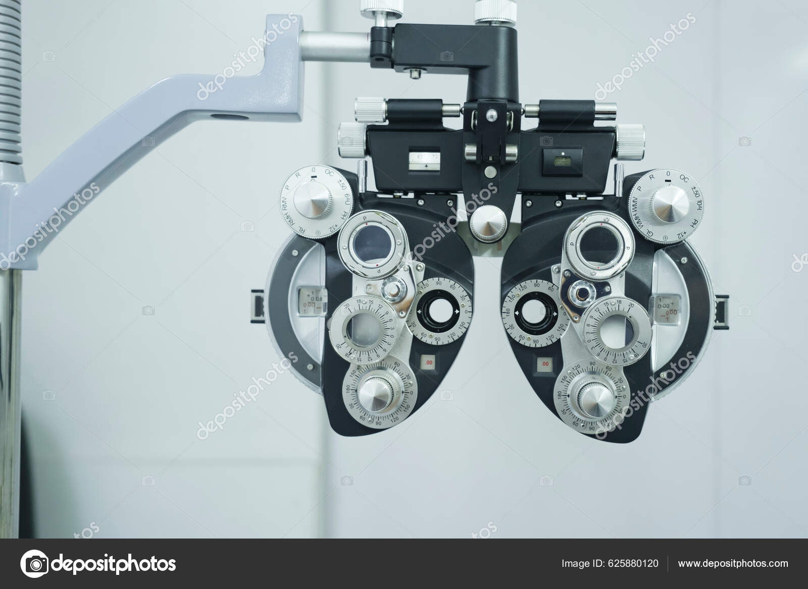 Phoropter Optické Klinické Testování Strojů Zařízení Nástroje Optické  Prodejně Stěnou — Stock Fotografie © ijeab #625880120