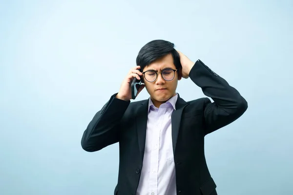 Portrait Young Smart Asian Businessman Eyeglasses Standing Talking Mobile Phone — Stockfoto