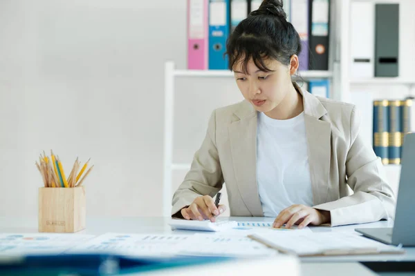 Accountant Working Her Desk Budget Company Businesswoman Hand Analyzing Calculating — Zdjęcie stockowe