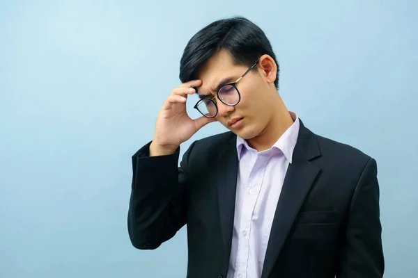 Portrait Young Smart Asian Businessman Eyeglasses Standing Talking Mobile Phone — стоковое фото