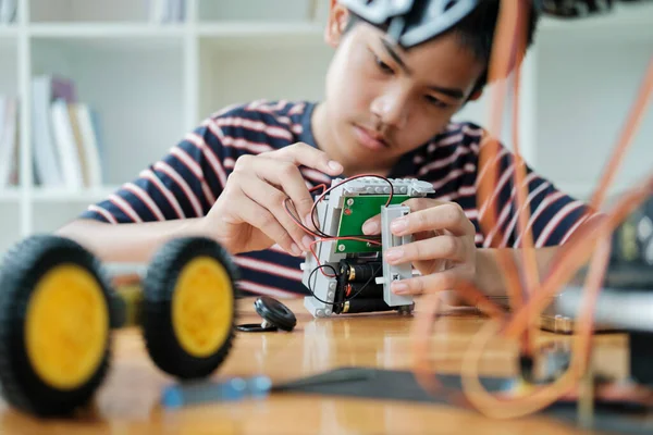 Student Lernt Mint Ausbildung Robotik Zur Erstellung Projektbezogener Studien Für — Stockfoto