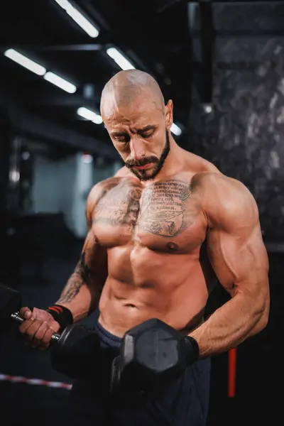 Shot Muscular Bodybuilder Doing Hard Training Dumbbell Gym Pumping His — Stock Photo, Image