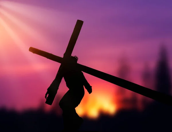 Иисус Христос Несущий Крест Страстную Пятницу — стоковое фото