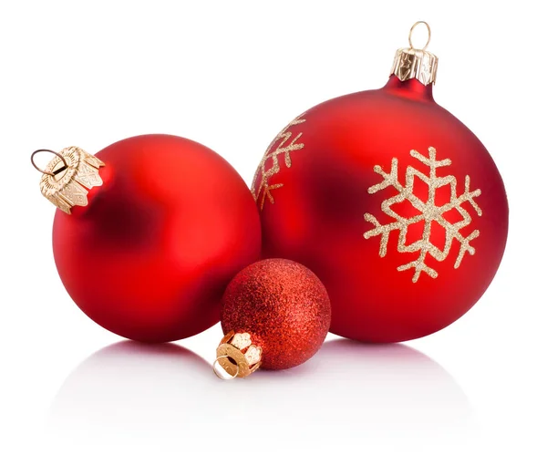 Три Рождественских Красных Безделушки Белом Фоне — стоковое фото
