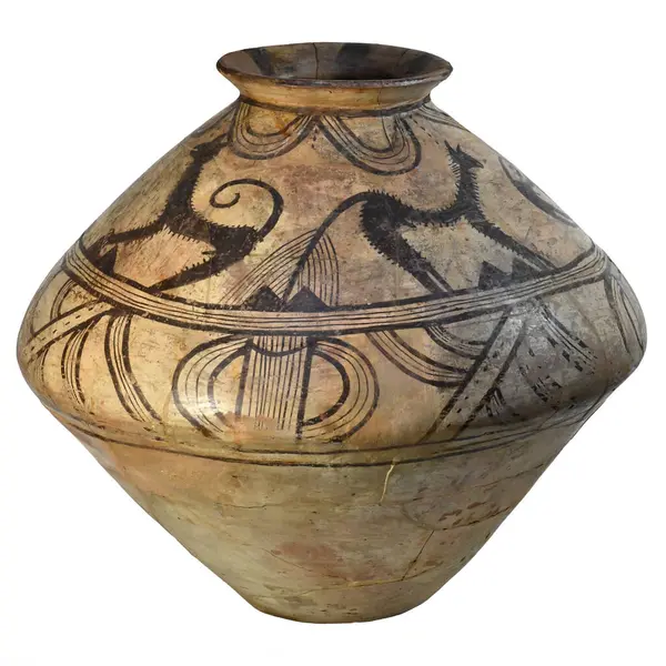 古代の粘土の花瓶に描かれた動物のイメージは トリビリア文化を象徴しています ストック写真