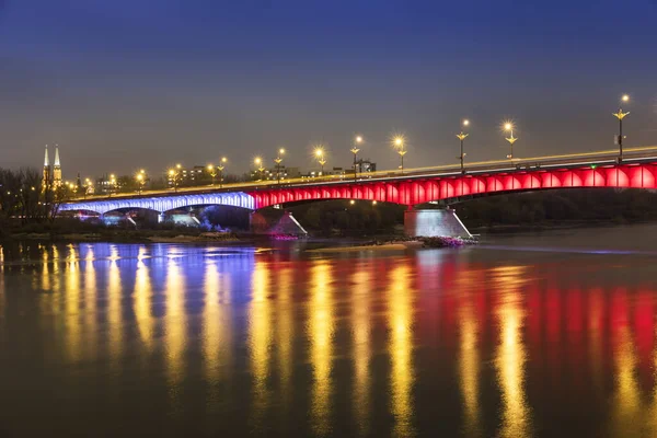 Moderno Puente Iluminado Varsovia Capital Polonia Bulevares Río Vístula Fotos de stock libres de derechos
