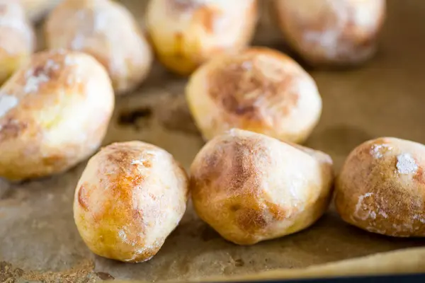 Batatas Preparadas Forno Mas Estilo Assado Sobre Uma Fogueira Fotos De Bancos De Imagens