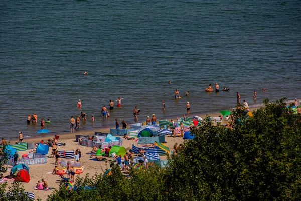 Schöne Sommerliche Küstenlandschaft Strand Und Ostsee Einem Sonnigen Sommertag Jastrzebia — Stockfoto
