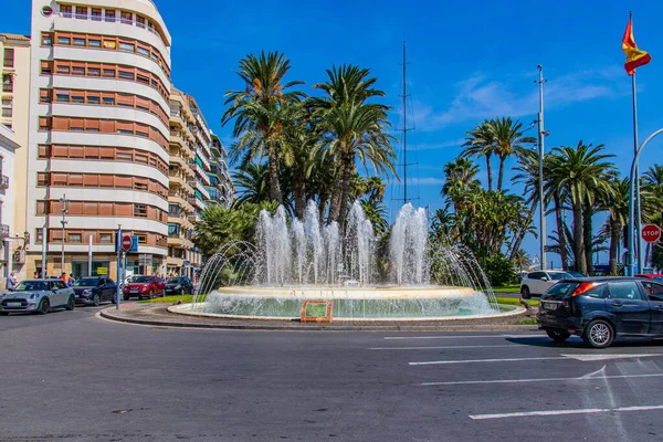 Alicante Nin Şehir Merkezinde Sıcak Bir Yaz Günü Güzel Bir — Stok fotoğraf