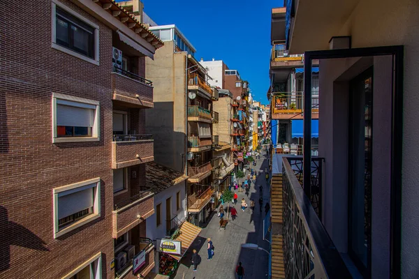 Spanya Nın Benidorm Şehrinden Dar Sokakları Olan Güzel Şehir Manzarası — Stok fotoğraf