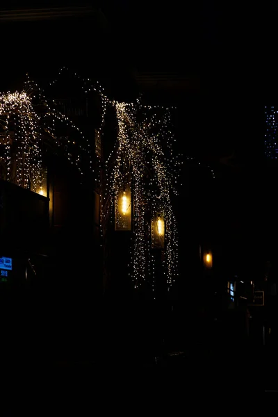 Gyönyörű Karácsonyi Megvilágítás Alicante Spanyolország Utcán Éjszaka — Stock Fotó