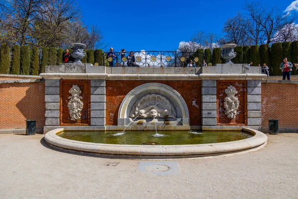 Retiro Πάρκο Madrid Ισπανία Την Άνοιξη Αστικό Τοπίο — Φωτογραφία Αρχείου