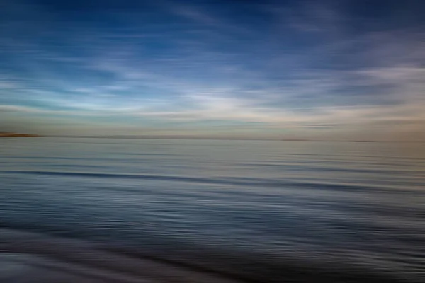 Agradável Sereno Mar Azul Minimalismo Paisagem — Fotografia de Stock
