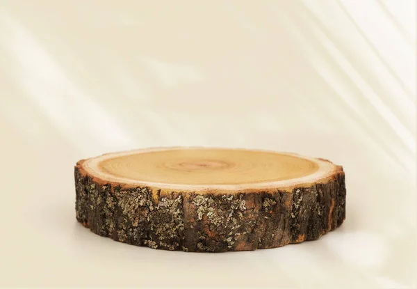 Wooden Rustic Pine Tree Wood Circle Disc Platform Podium Beige — Stock Photo, Image