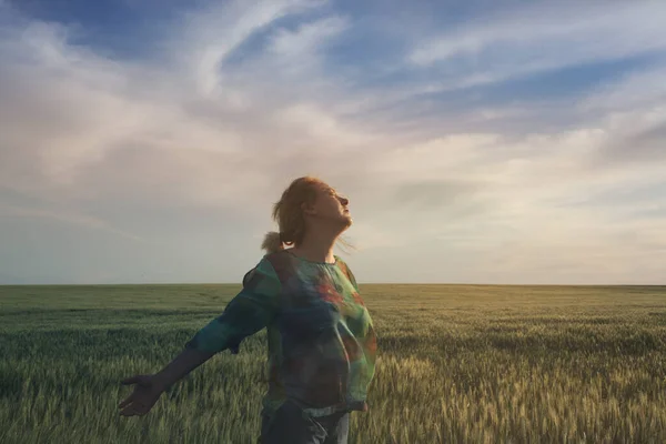 Happy Woman Raise Hands Wheat Field Sky Soft Landscape Light — Stock Photo, Image