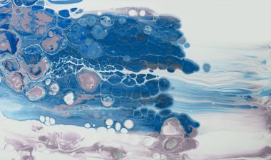 Sanat soyut akışı akrilik, mürekkep ve suluboya mermer resim döker. Mavi renk dalga dokusu arkaplanı bulanıklaştırıyor. Sıvı Sanat.