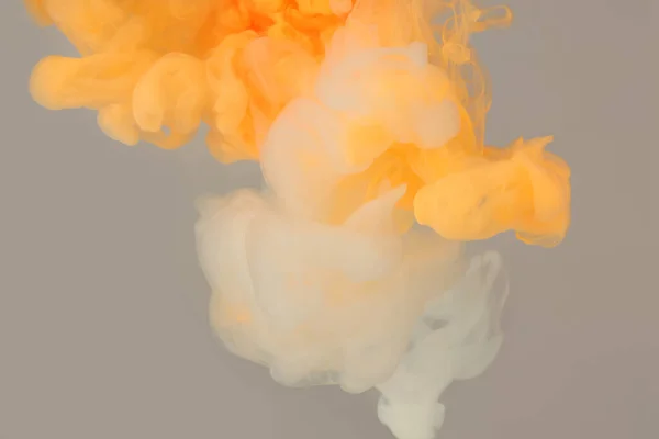 Abstrakter Rauchhintergrund Tintenfarben Kleckern Wasser Gelbe Weiße Beige Töne — Stockfoto