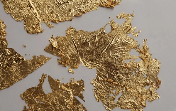 Brilho Ouro Mancha Rasgada Bronze Abstrato Rasgado Pedaço Folha Metal — Fotografia de Stock