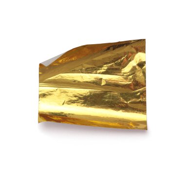 Paramparça olmuş doku, beyaz arkaplanda altın folyo kare kağıt parçası.