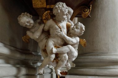 Çarmıhtaki İsa 'nın heykeli