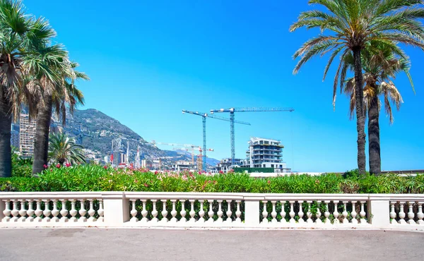 Monaco Monte Carlo Stadsbild Med Byggkranar Och Nya Byggnader Uppförande — Stockfoto