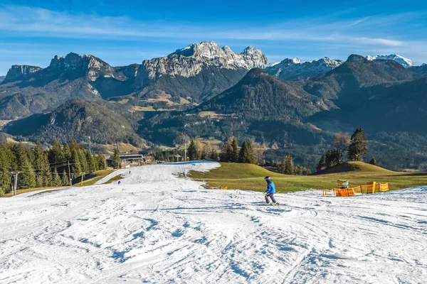 Ośrodek Narciarski Lofer Zimą Regionie Zell See Austrii Zjazd Sztucznym Zdjęcie Stockowe