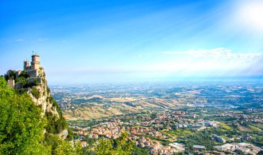 San Marino - San Marino 'nun Birinci Kulesi Guaita Sabahın erken saatlerinde