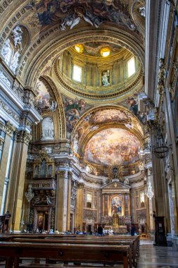 Roma, Gesu Barok Kilisesi 'nin tavan freski. Tarihteki ilk barok kilisesi 1580' de inşa edilmiş.