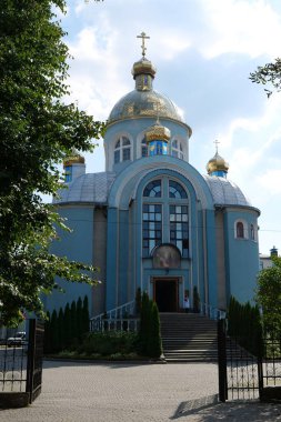 KOLOMYIA, UKRAINE, AUGUST 20, 2022: People at the streets of Kolomyia city, western Ukraine