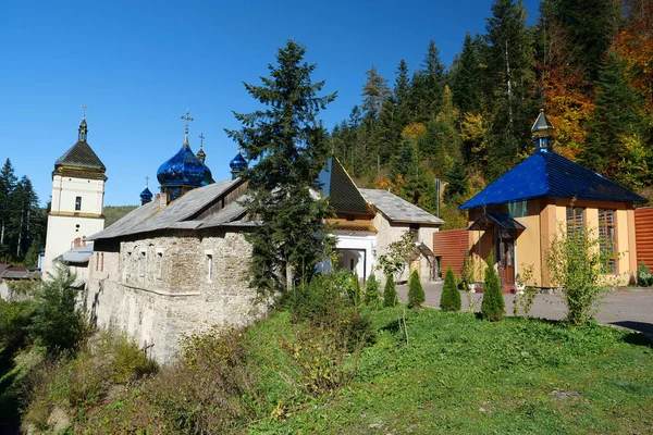 Manyava Skete Exaltation Holy Cross Forest Carpathian Mountains Ucrania Célula — Foto de Stock