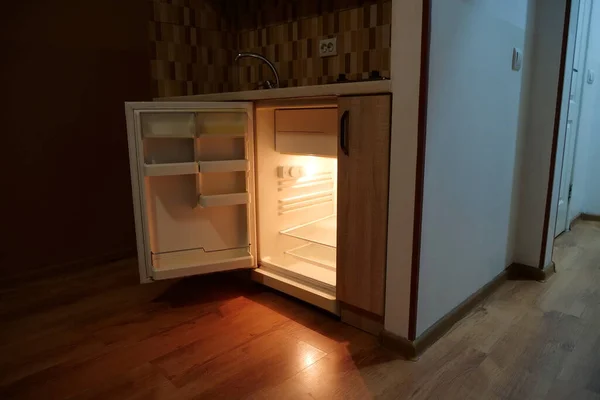 Built Empty Mini Fridge Open Door Kitchen — Stock Fotó