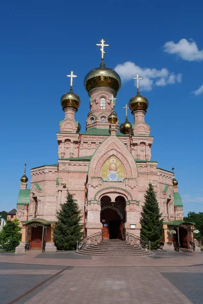 神の母のアイコンの教会生命を与える春 神聖な交差点修道院 Goloseevskyエルミタージュ キエフ ペチェルスク ラブラのスケート — ストック写真