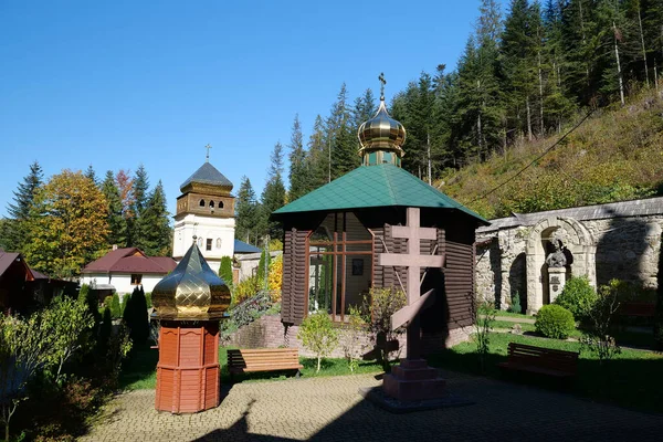 Manyava Skete Exaltation Holy Cross Forest Carpathian Mountains Ukraine Orthodox — Stok fotoğraf