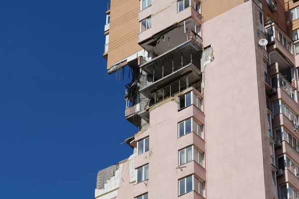 Kyiv Ukraine May 2022 Russian Missile Damaged Multi Storey Dwelling — Stok fotoğraf