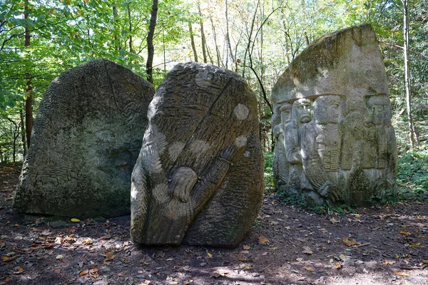 Yaremche Carpathian Mountains Ukraine Οκτωβρίου 2022 Γλυπτά Σκαλισμένα Πέτρα Στην — Φωτογραφία Αρχείου