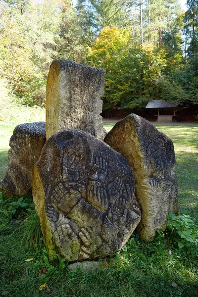 Yaremche Montagnes Carpathiennes Ukraine Octobre 2022 Sculptures Sculptées Sur Pierre — Photo
