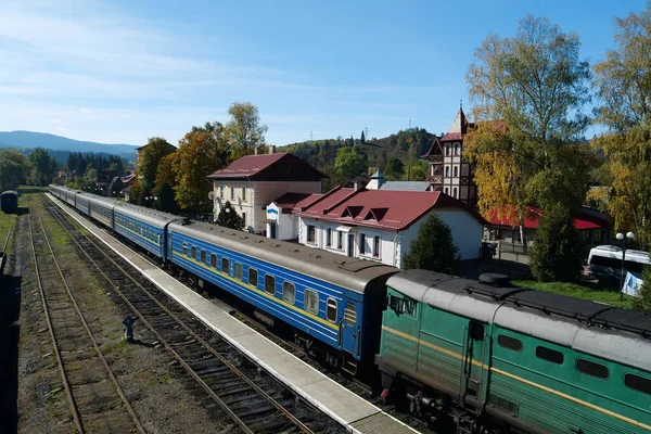 Dworzec Kolejowy Worochcie Zachodniej Ukrainie — Zdjęcie stockowe