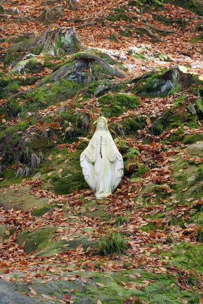Jungfrau Maria Auf Dem Allerheiligsten Stein Und Heilige Quelle Aus — Stockfoto